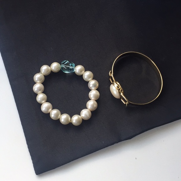 Gold and pearl bracelets 💕🌺💕🌺 - Picture 3 of 5